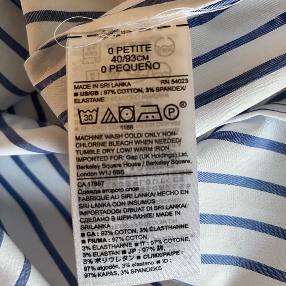 Banana Republic Riley-Fit Tailored Pleated Cuff Shirt - Picture 6 of 7